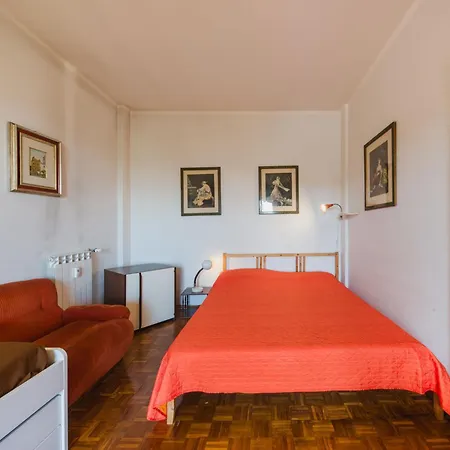 Caprifoglio By Interhome *